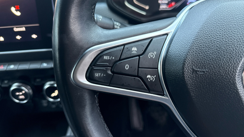 Renault Clio 1.0 TCe 90 Lutecia SE 5dr Petrol Hatchback